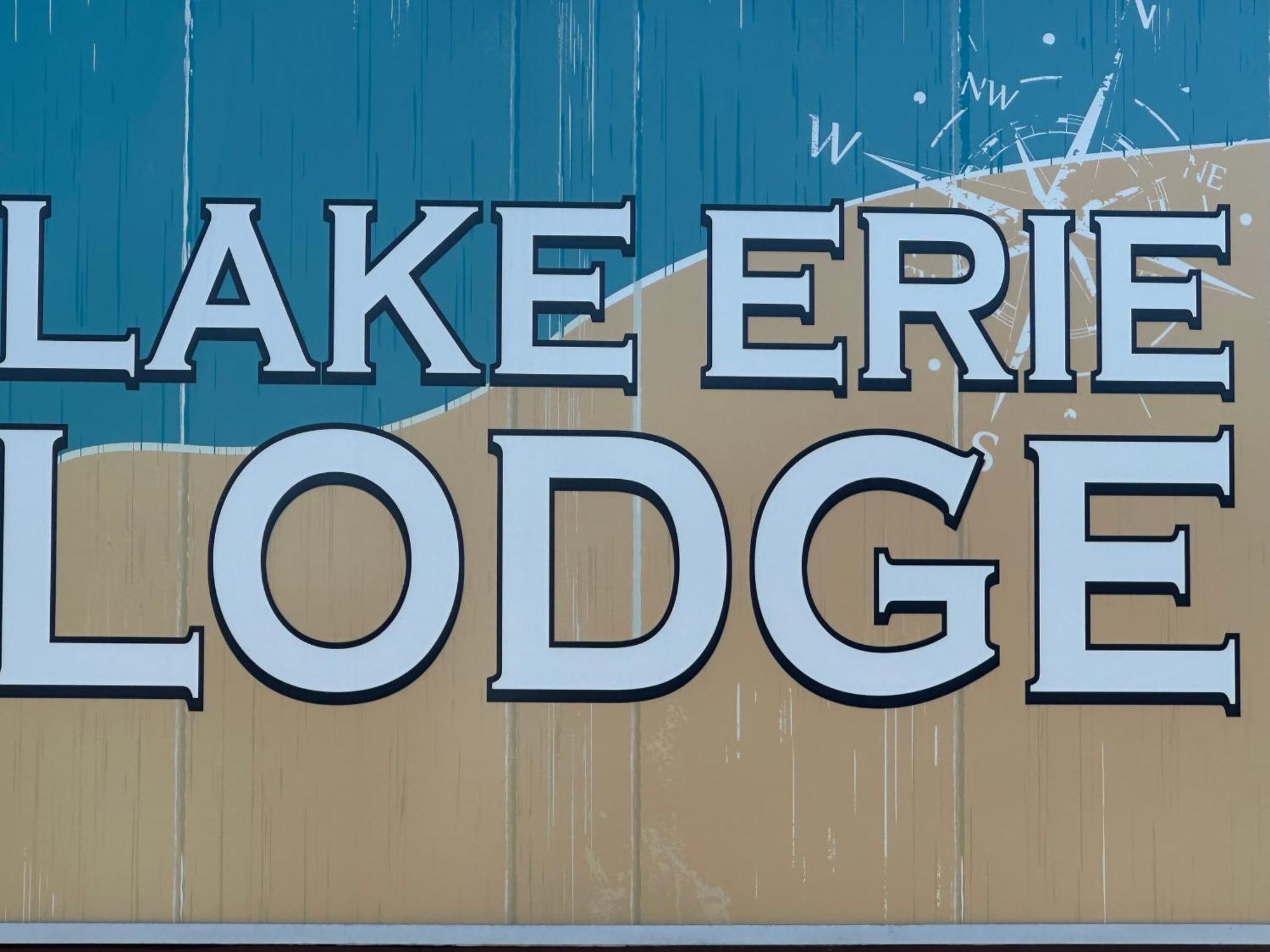 Lake Erie Lodge Bagian luar foto
